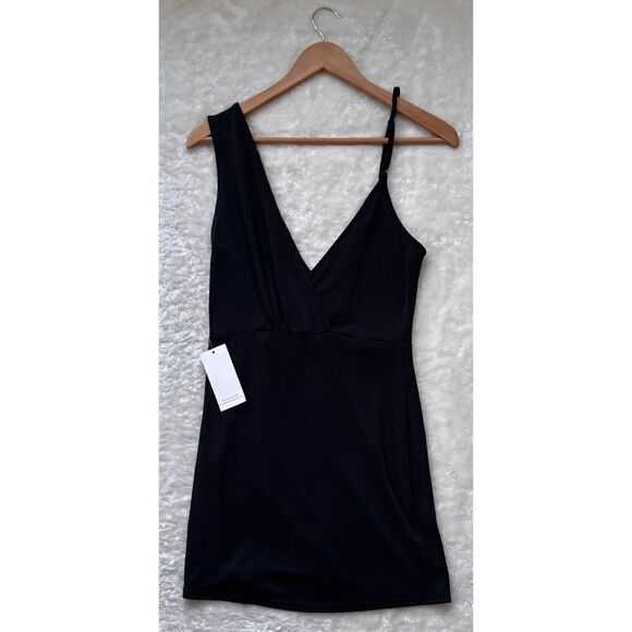 NWT Tobi Queen Elizabeth Asymmetrical Wrap Mini Dress in Black, Size Small - Picture 14 of 16